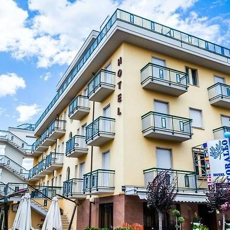 Hotel Corallo Giulianova Extérieur photo