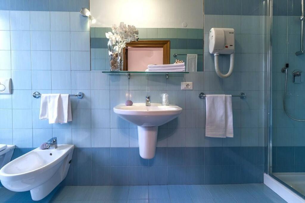 Hotel Corallo Giulianova Extérieur photo